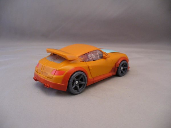 Transformers Generations GDO Wheelie Video Review  Images  (13 of 26)